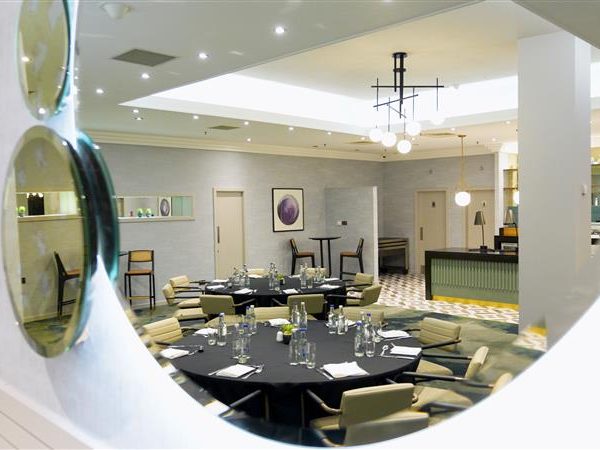Carey Contracts – Hilton Glasgow